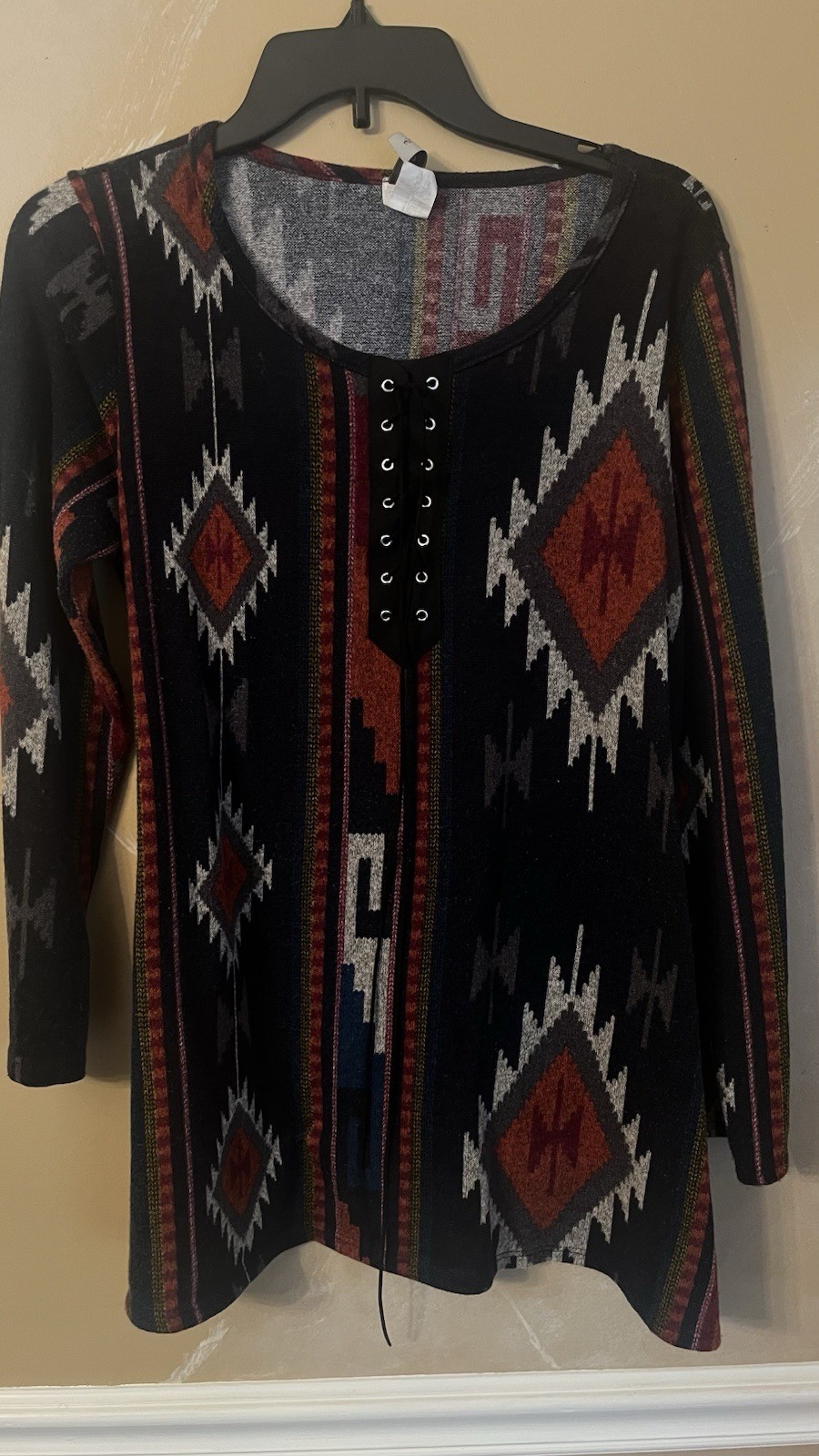 Aztec print top by r rouge Sweater Knit Tunic Top..size L
