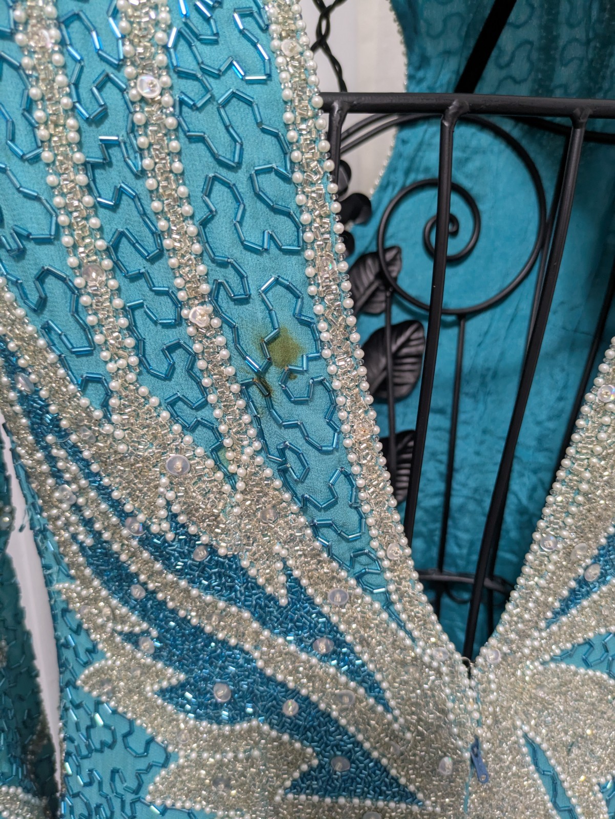 Vintage Naeem Khan Lillie Rubin Ladies L Silver Aqua Beaded Sequin Gown Long Slv