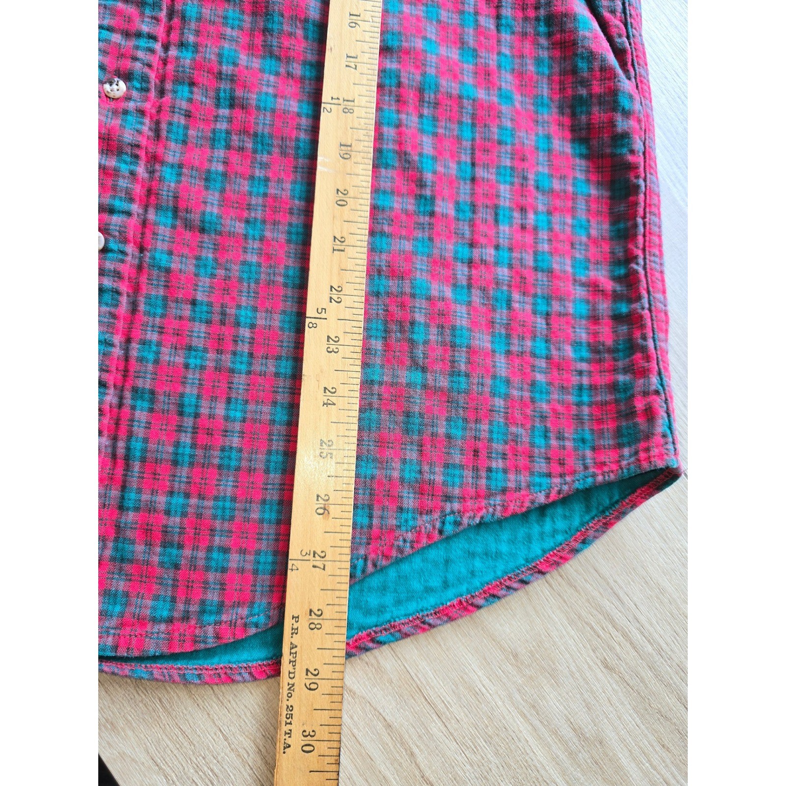 L.L.Bean Women Flannel Shirt Large Red Green Plaid USA Made Vintage outdoorsy