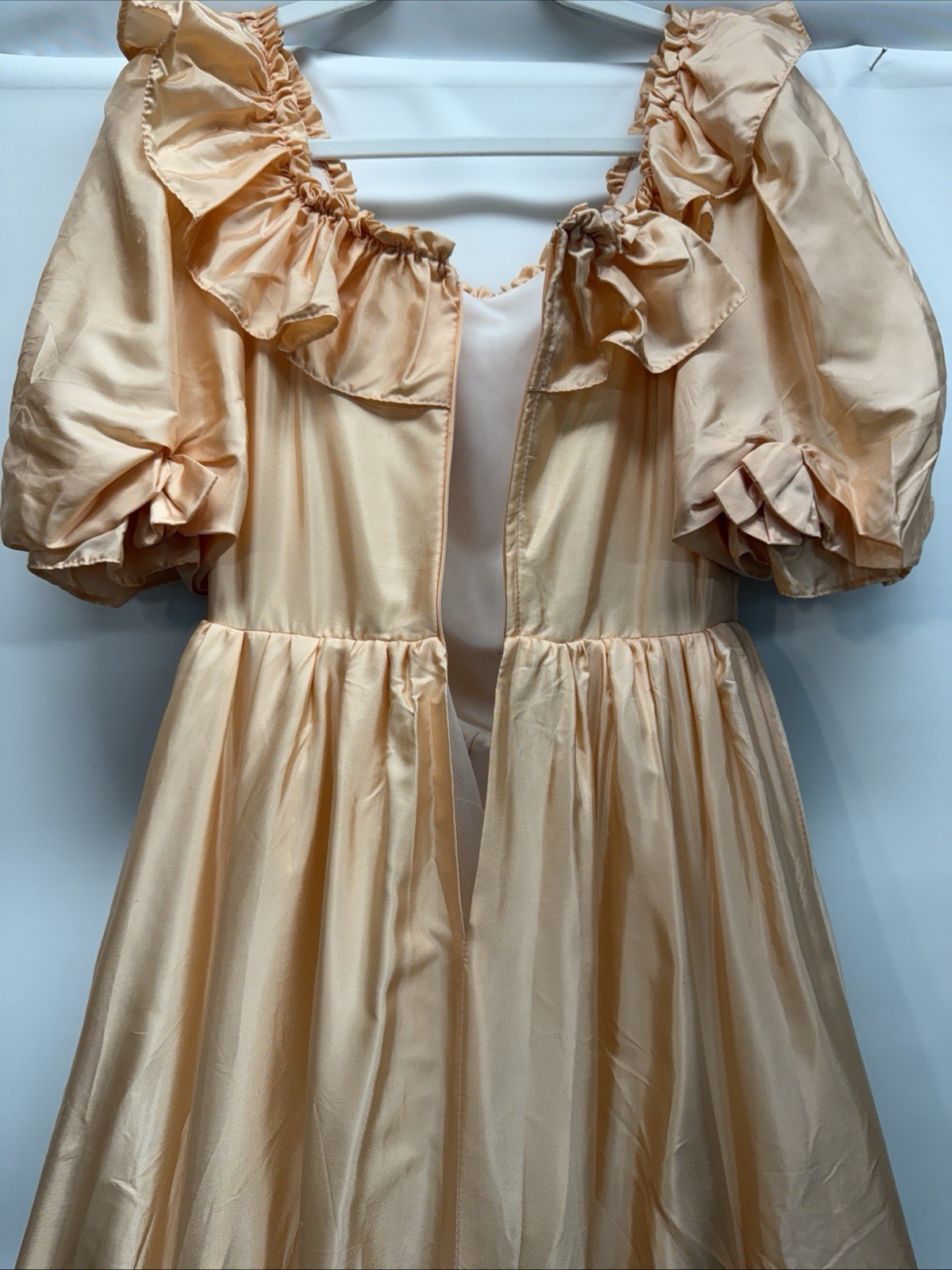 Vintage 70s Peach Taffeta Prom Dress Puffy Sleeve Bows US Sz 10 Made England