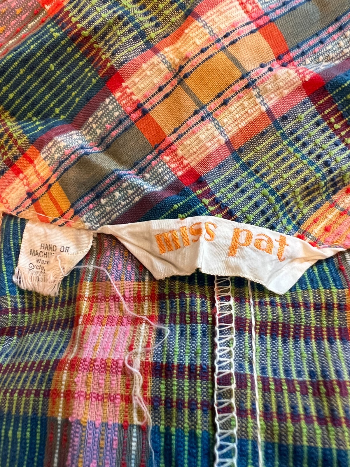1970s Vtg 2pc Skirt Suit S Multicolored Nubby Plaid Short Sleeve Miss Pat w Belt