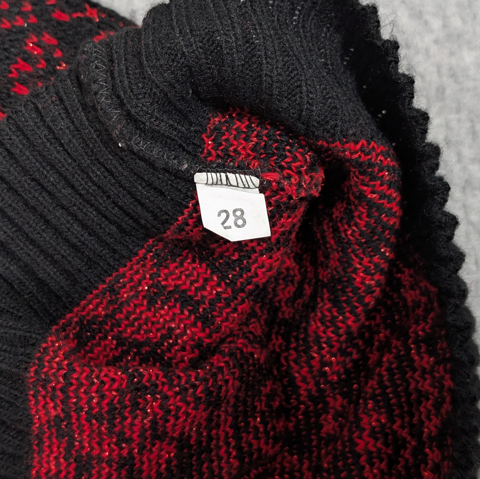 Vintage 80s 90s Adele Knitwear Sweater Roses & Hearts Black Red Shoulder Pads