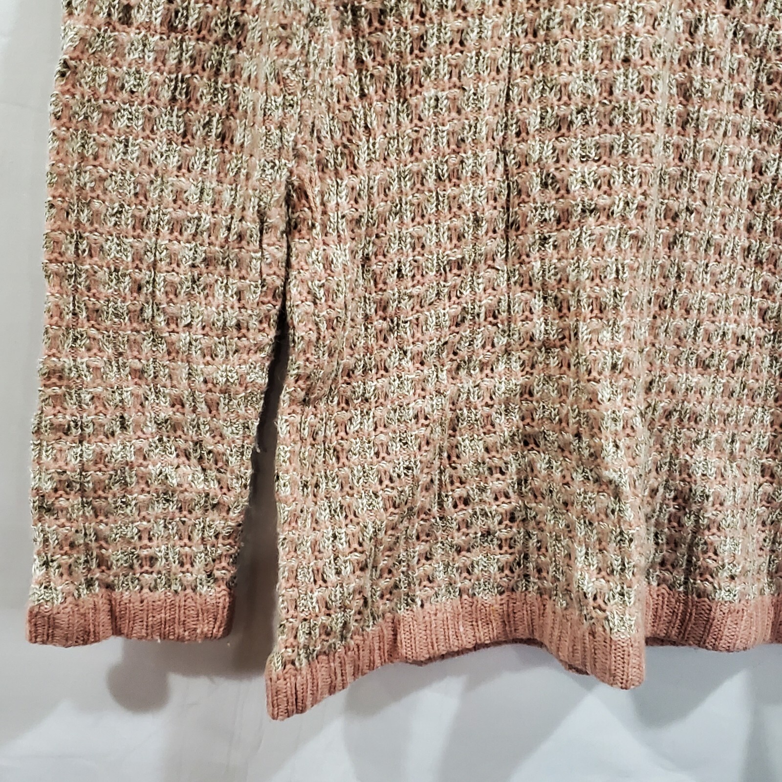 Vintage 70’s Dalton Pink White V-Neck Pullover Knit Sweater Size Small