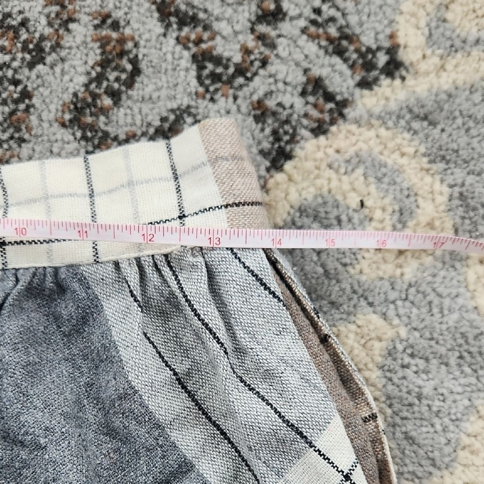 Vintage T.R. Bentley Wool Blend A-Line Plaid Skirt Tan Gray