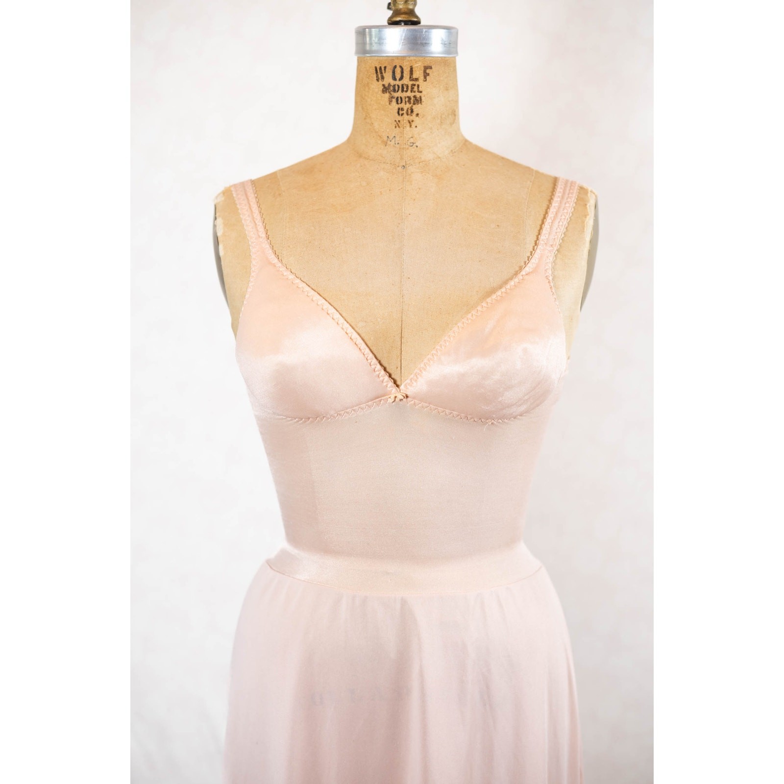 Vintage 70s Olga No Seam Bodysilk Slip Dress, 34A Lingerie Style 395, Blush Nude