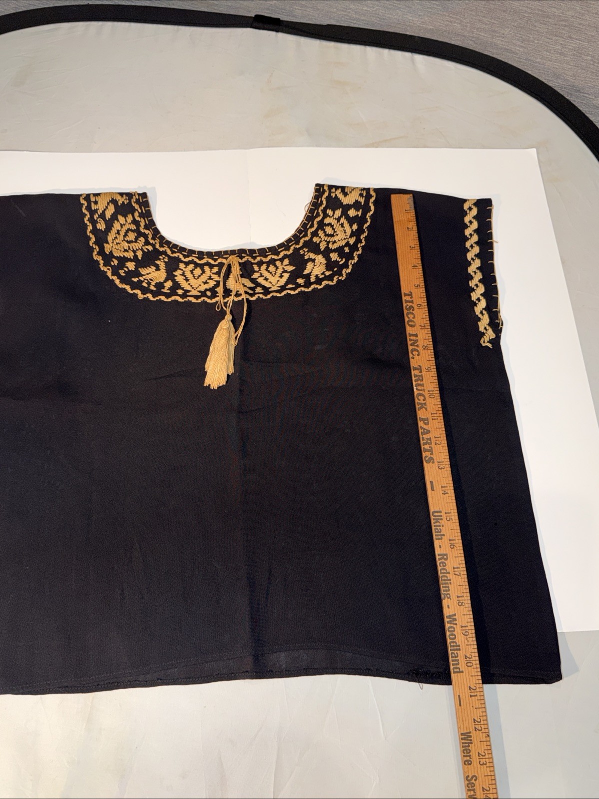 vintage Mexican Huipil, hand embroidered blouse, women size S/M