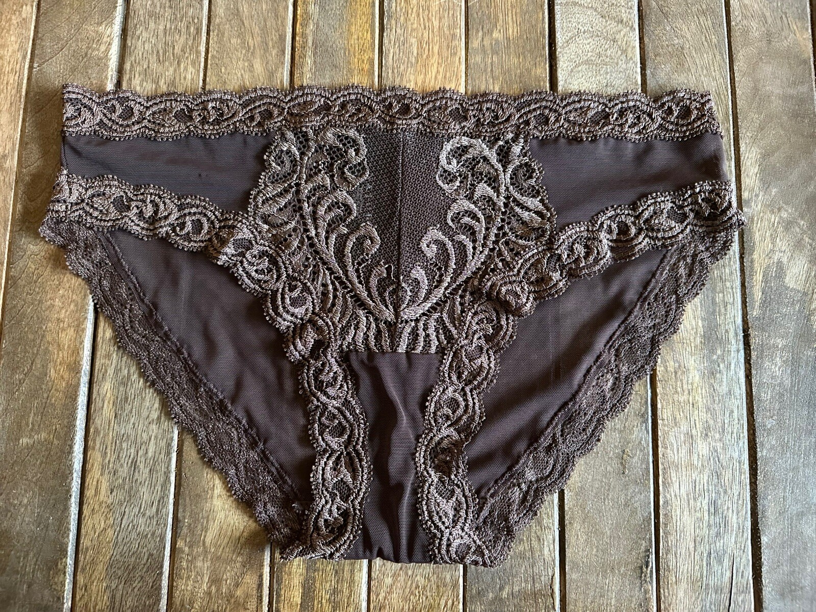 Vtg Natori M Sheer Brown Lace French Cut Hiphugger Bikini Panties