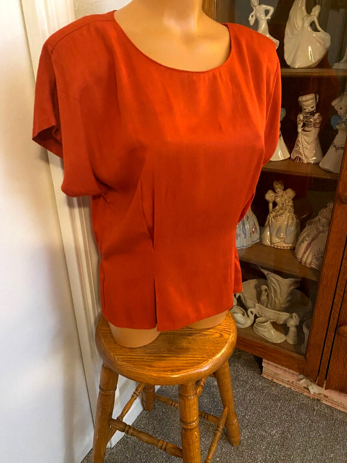 VTG 80’s BESSIE CALIFORNIA FESTIVE RED RAYON W/ LACE JACKET & BLOUSE SET SZ L