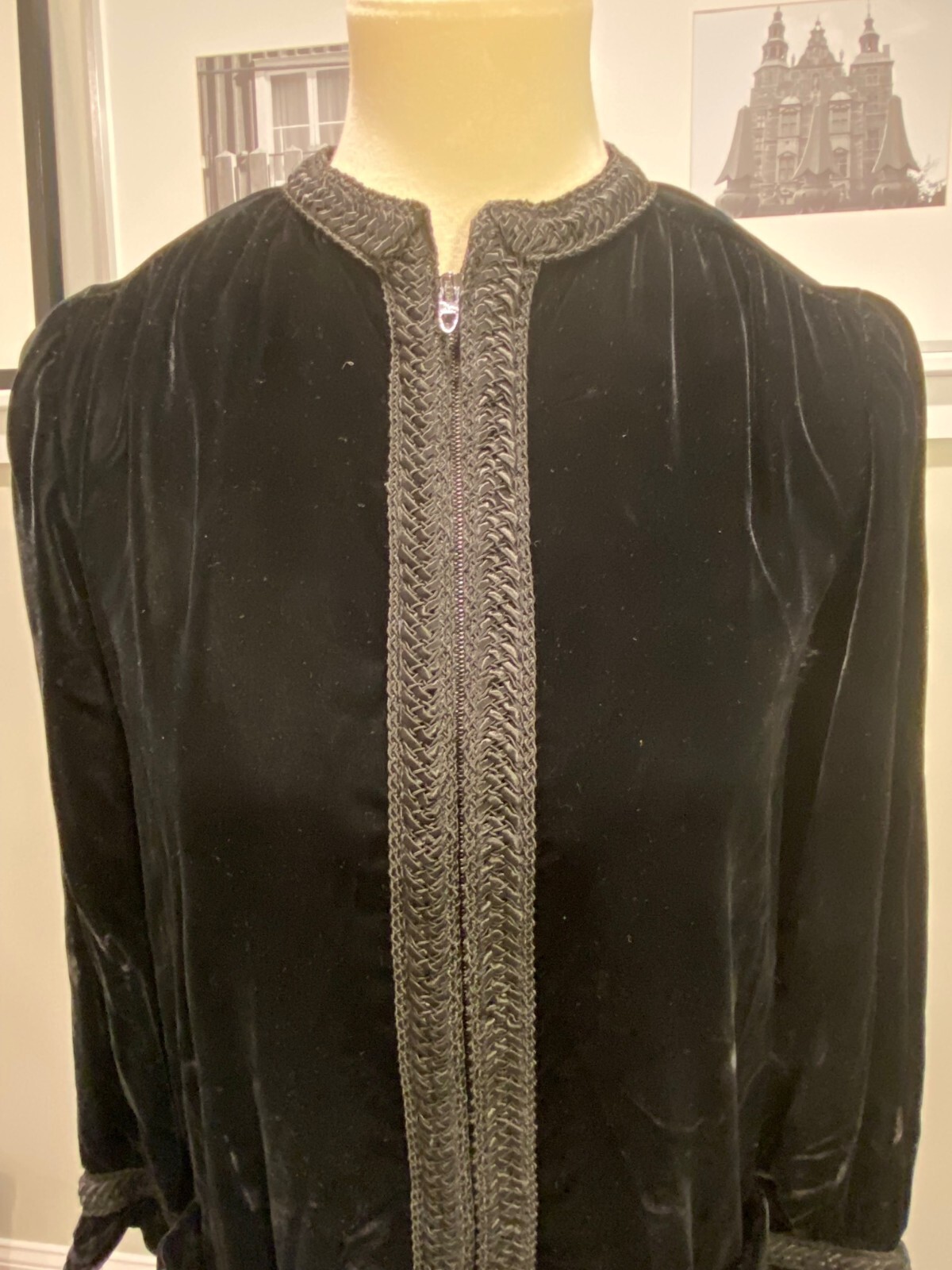 Vintage 1960’s Mr. Mort Stan Herman Black Velvet Robe