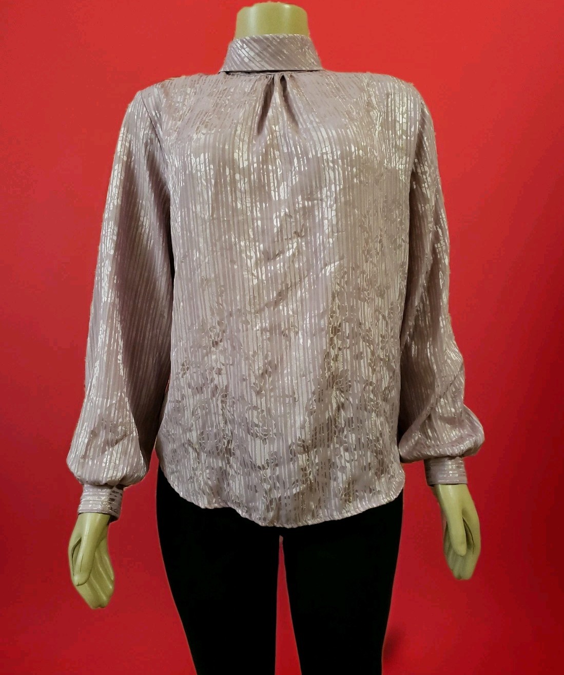 Langtry Ltd Vintage 70’s Womens Lavender floral Print Long Slv blouse Size L EUC