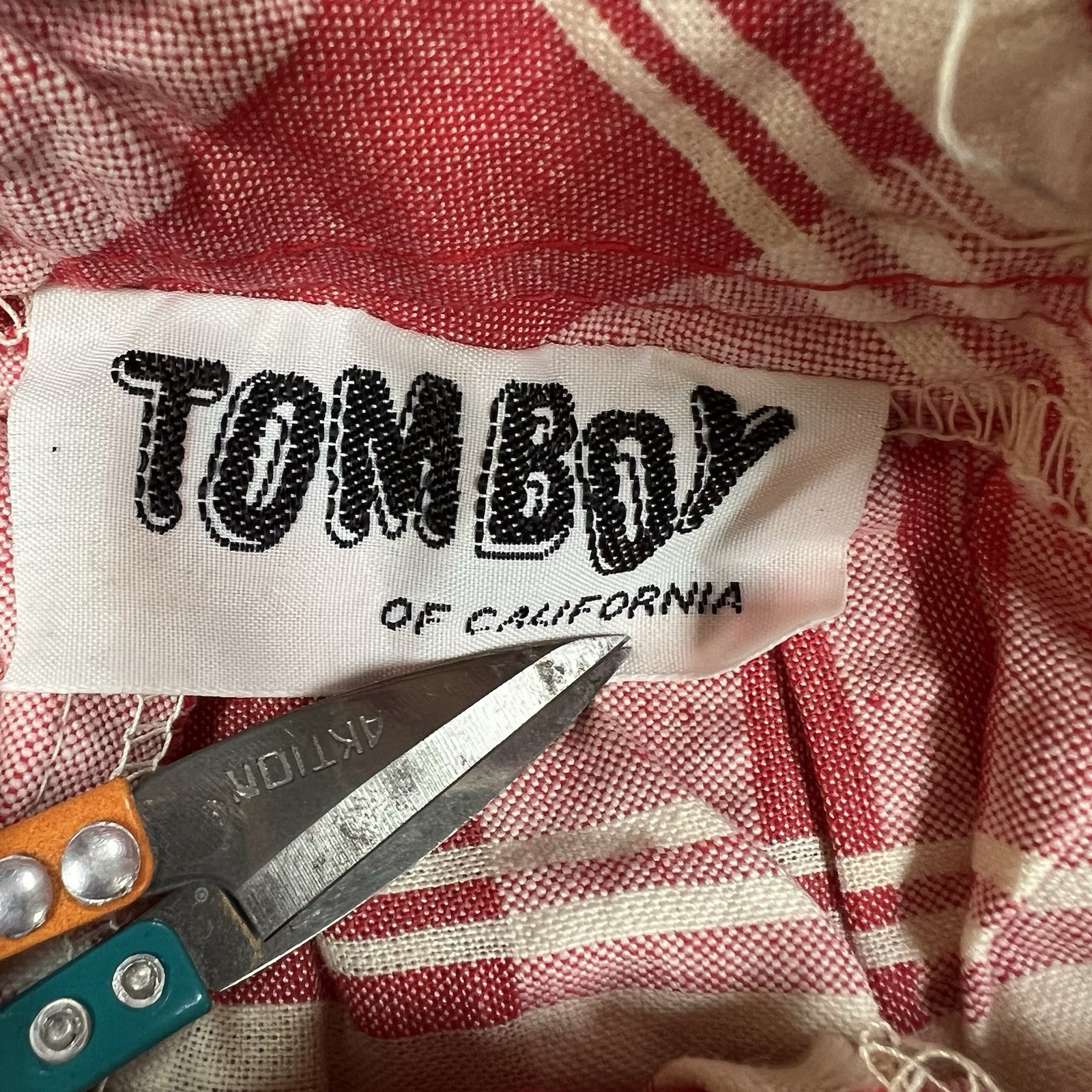 VINTAGE 60’s 70’s Tomboy Plaid Bell Bottom Pants Size 9 Red White Gingham USA