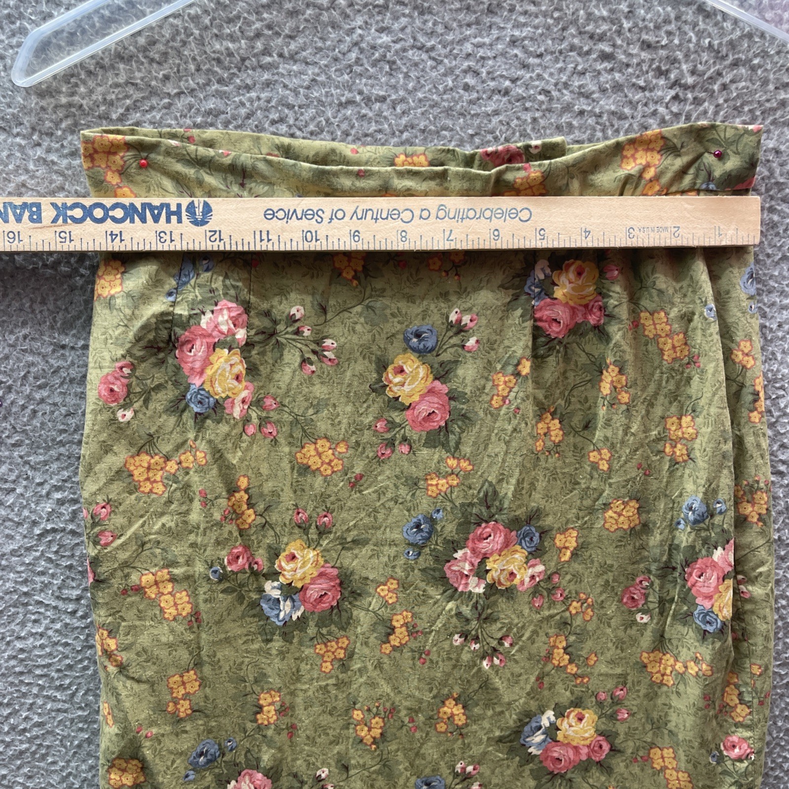 Vintage 1970s Floral Plaid Boho Ruffle Hem A Line Maxi Skirt Metal Zipper