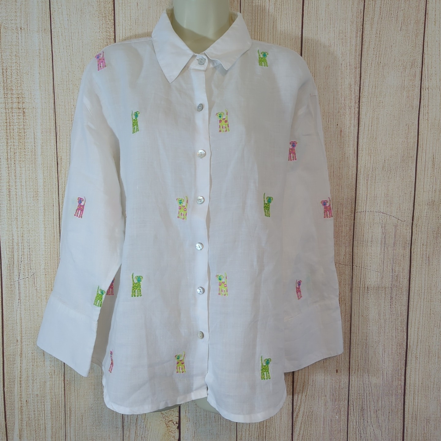 Vintage Casey Coleman Women’s White Blouse with Dogs Embroidery Throughout 1X