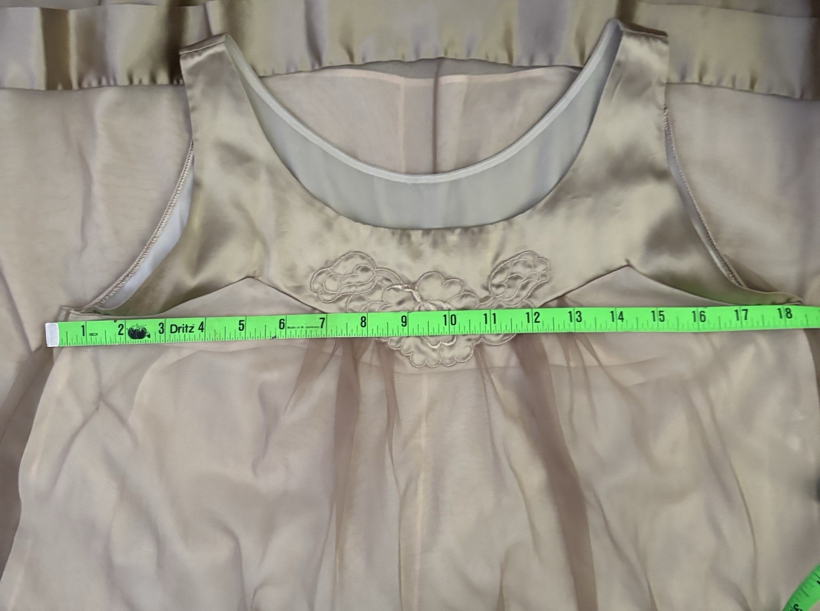 VTG Gossamer Artemis Nylon Chiffon Lace Nightgown Beige Med Petite Short 34”