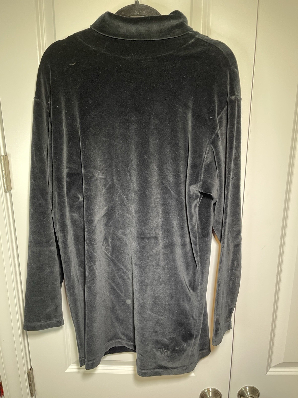 Vintage (92) Dockers Large Black Velvet Turtleneck Long sleeve Logo Embroidered