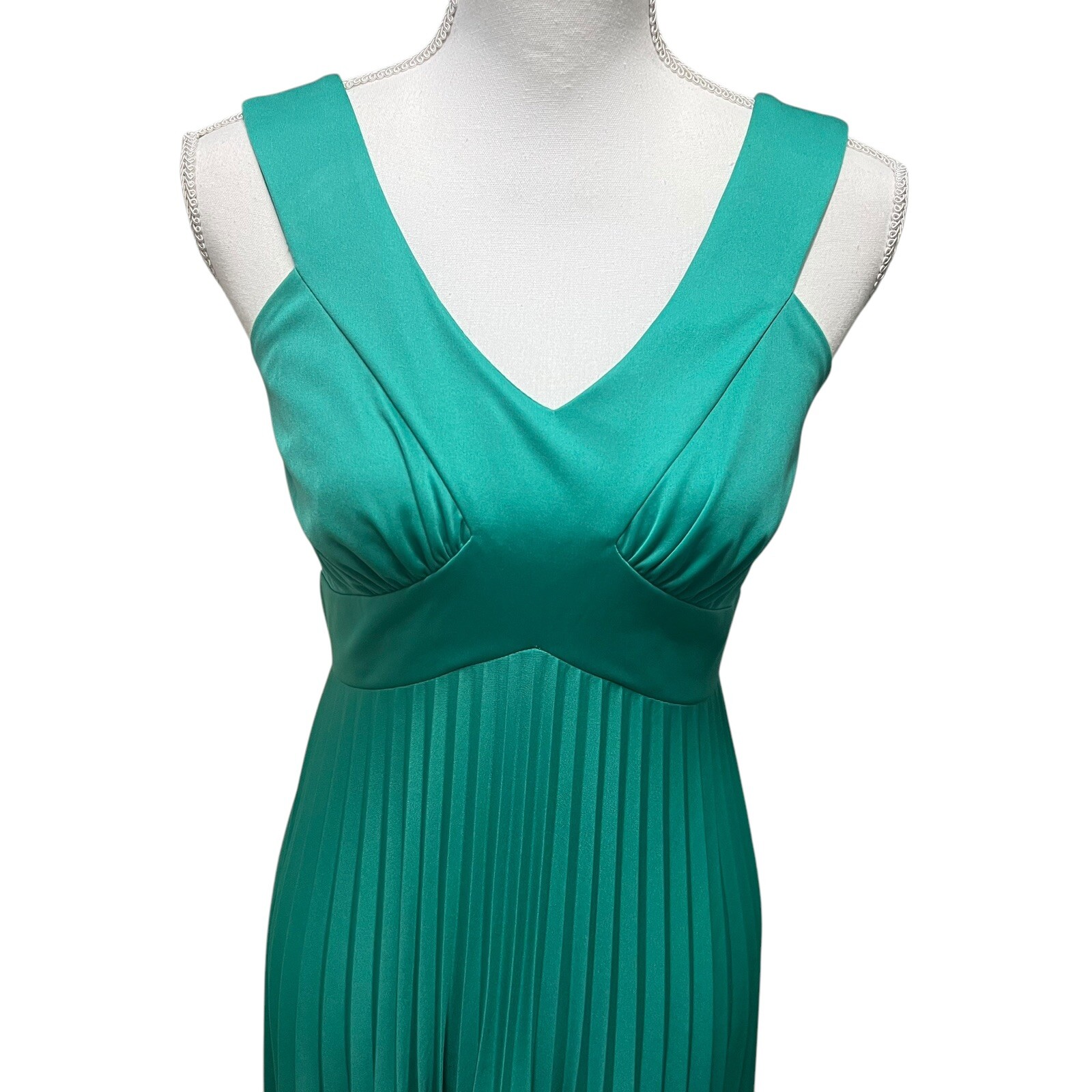 Vintage 1970’s Jac-An Green Pleated Maxi Dress Sleeveless **Please Read**