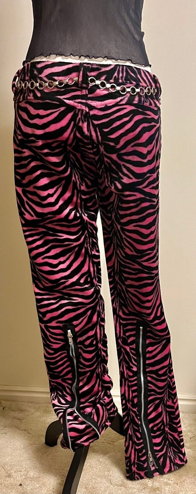 Y2K Vintage Serious Pink Zebra Print Fuzzy pants SZ 5