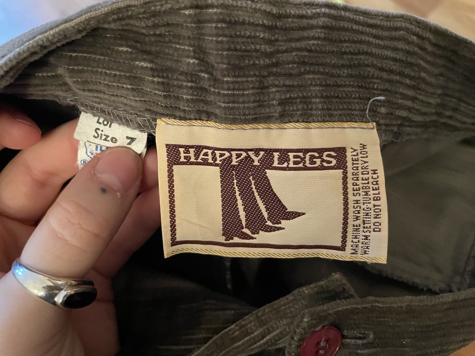 Vintage Happy Legs peddle pusher pants corduroy grey/brown 24”