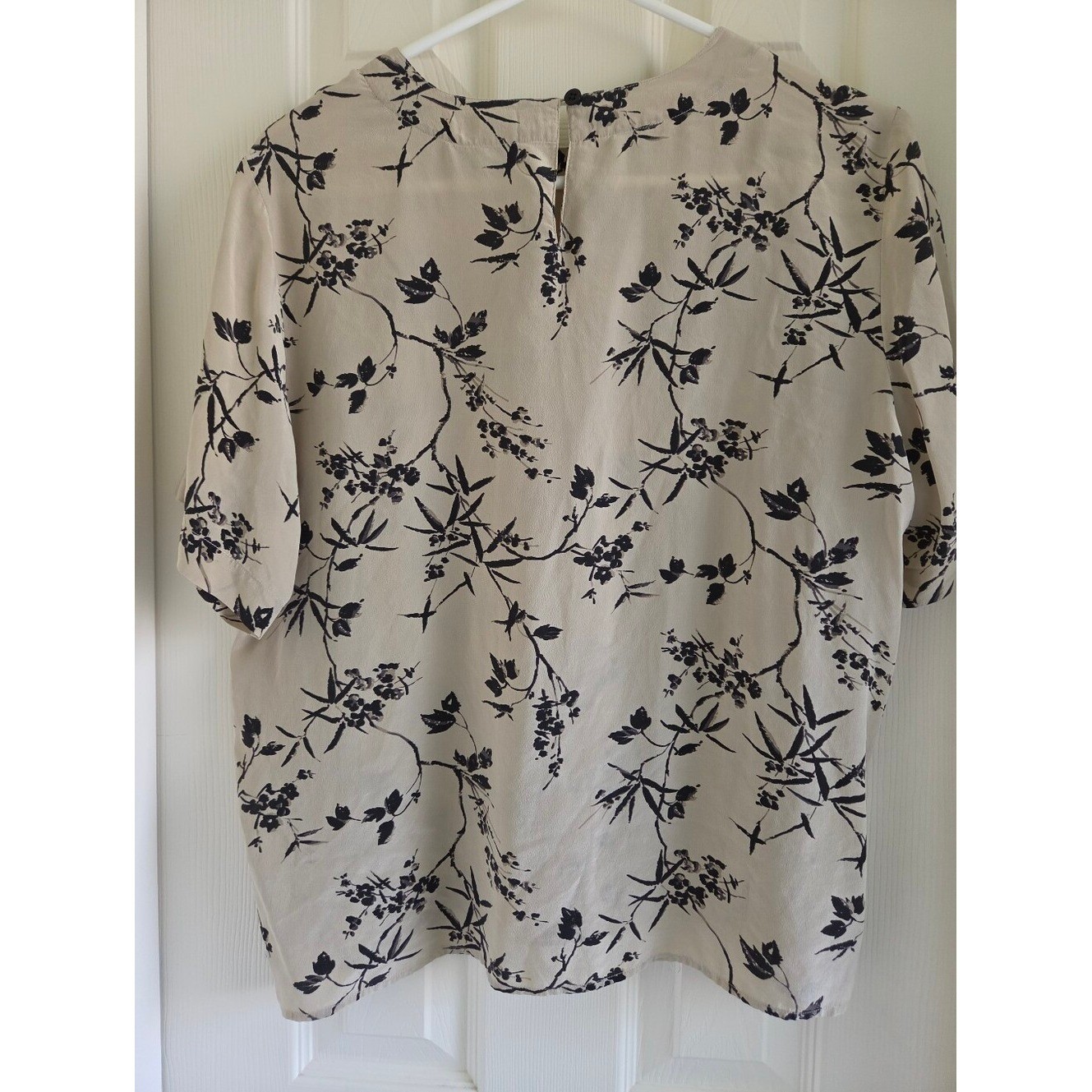 Vintage Anna & Frank 100% Silk Blouse Beige Bamboo Floral Print Short Sleeve L