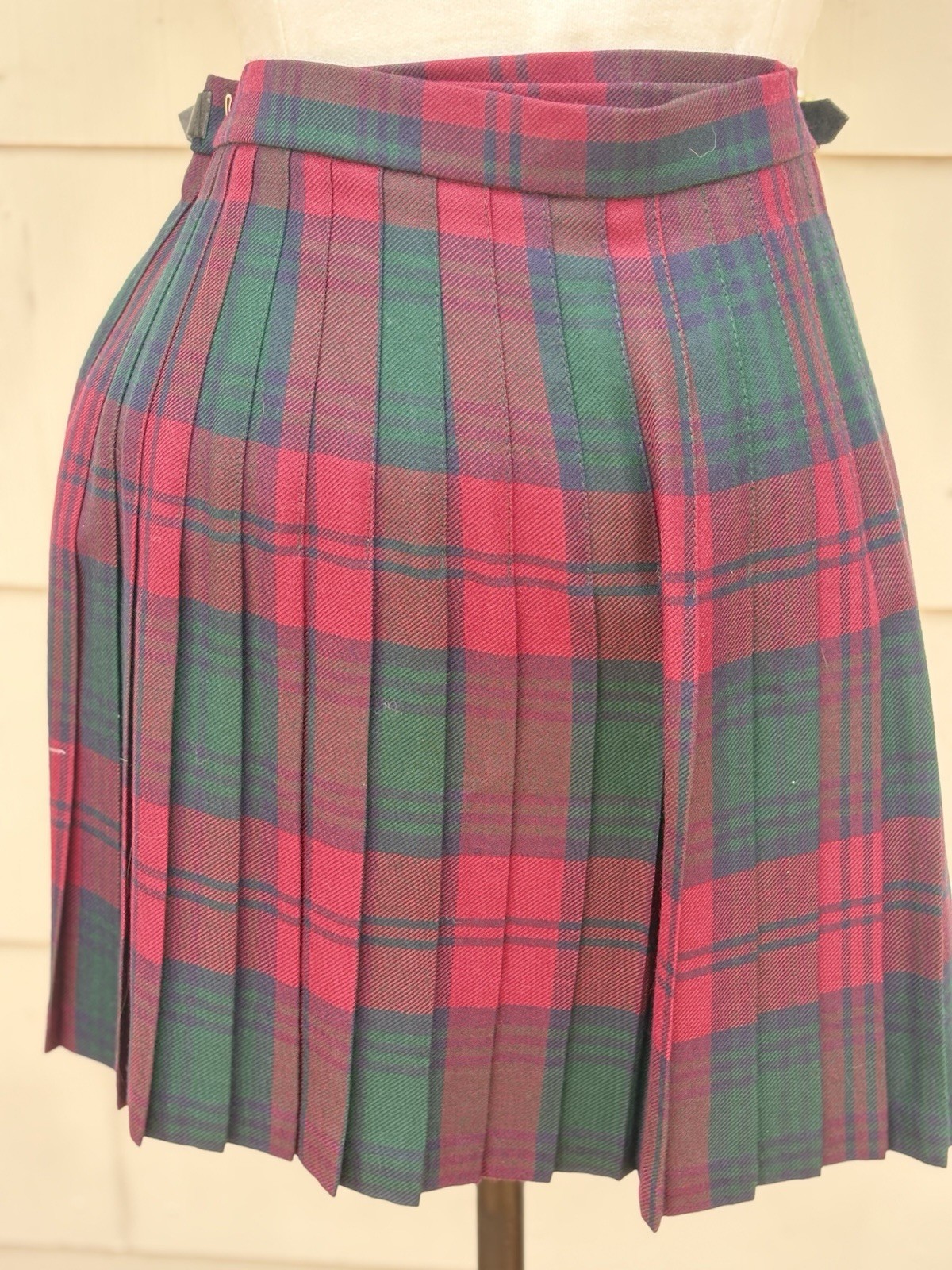 Vtg James Pringle Weavers Inverness Scotland Wool Tartan Kilt Academia Skirt 16