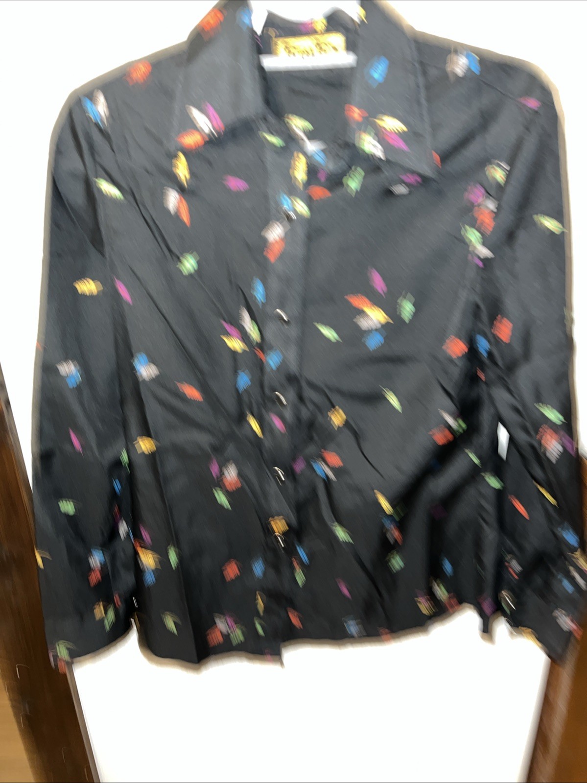 Vtg Women’s Tem Tex Pearl Snap Shirt Size 16/38 Black With Feather Design