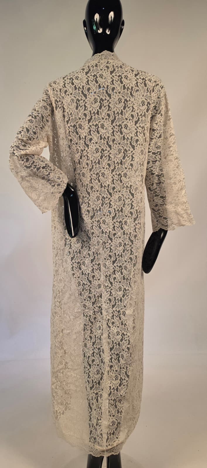 VINTAGE 1970’S LONG FLORAL LACE COAT W TIES