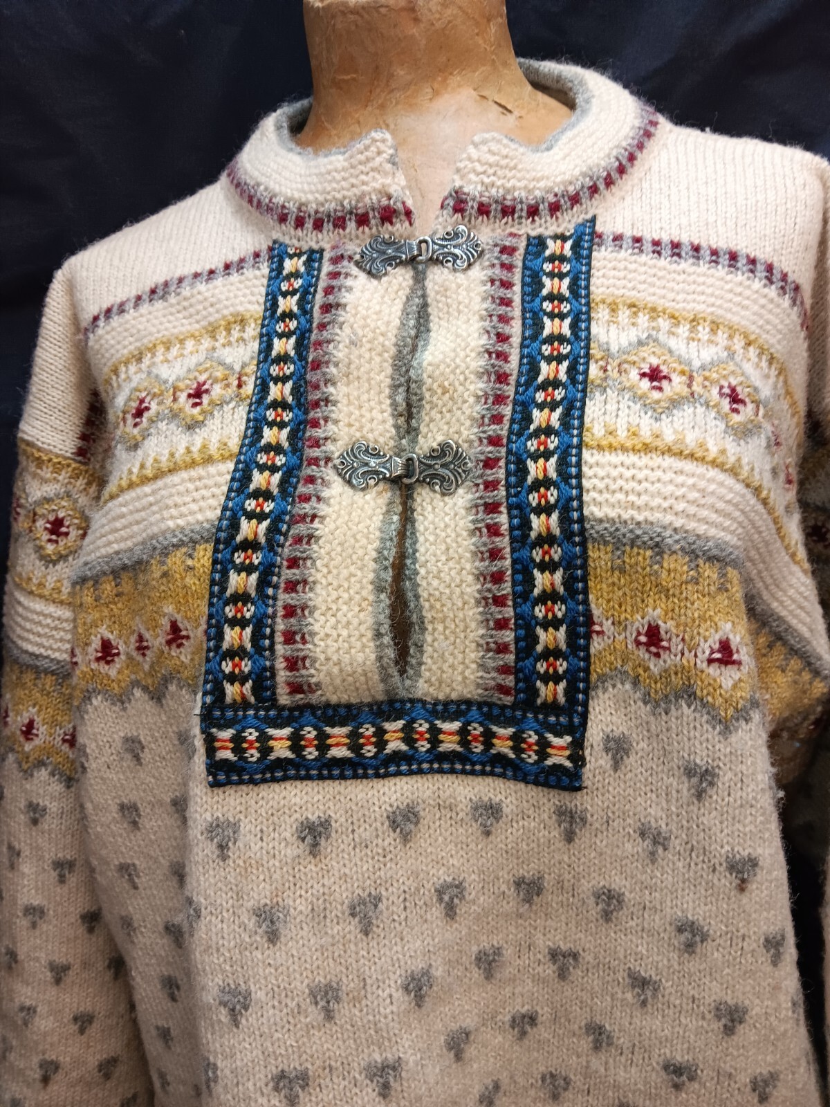 Vintage Tan Blue Dark Red Pale Green Wool Norwedgian Sweater by Devold M