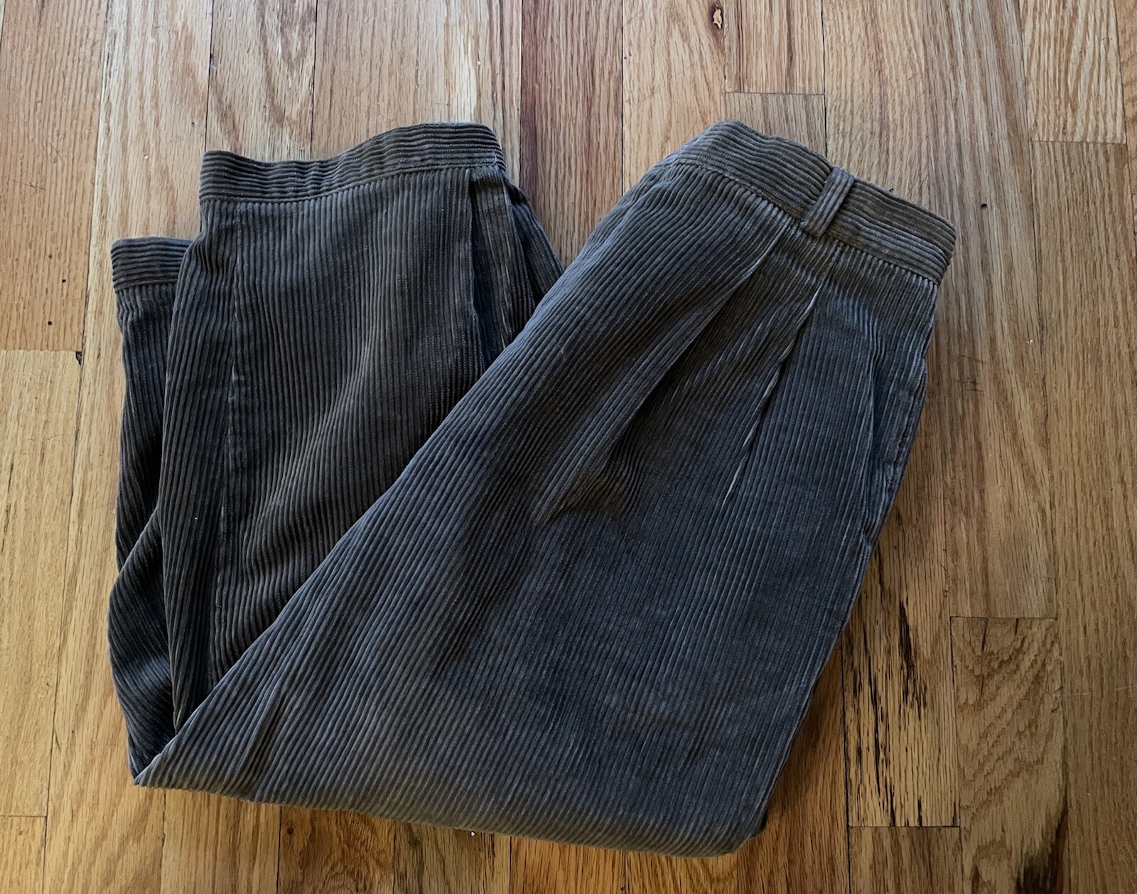 Vintage Happy Legs peddle pusher pants corduroy grey/brown 24”