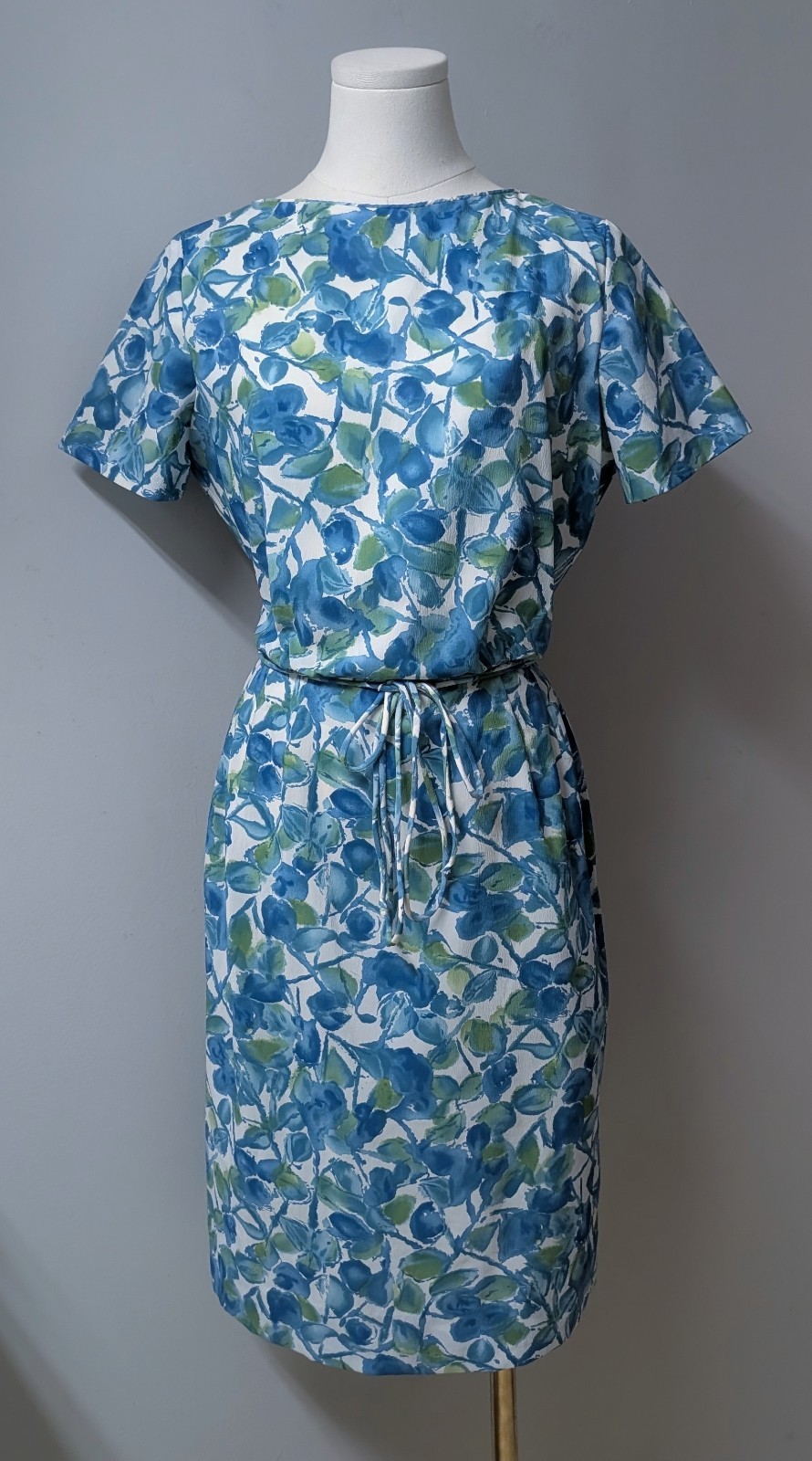 Vintage 60’s Floral Blue White Crepe Pencil Dress Belt Metal Zip S