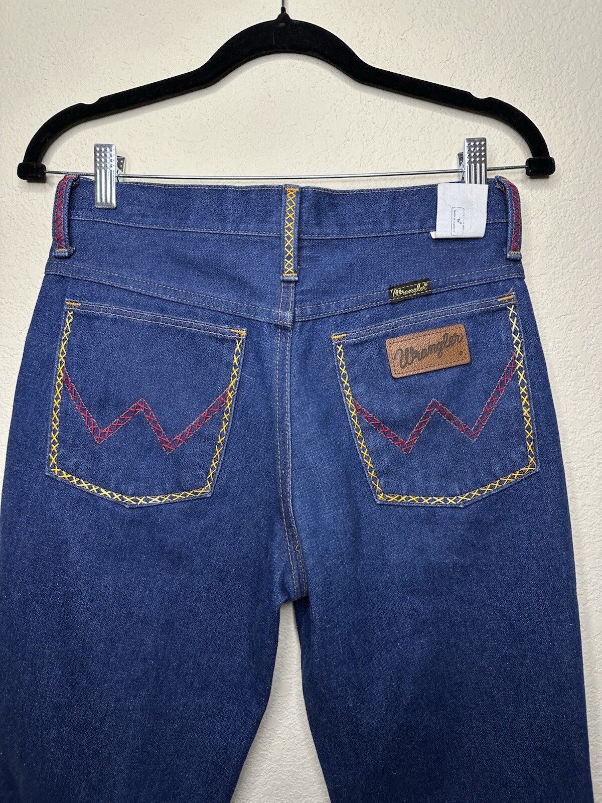 NOS 70s Vintage Hand Embroidered Wrangler No Fault Bootcut USA Denim Jeans 28×29