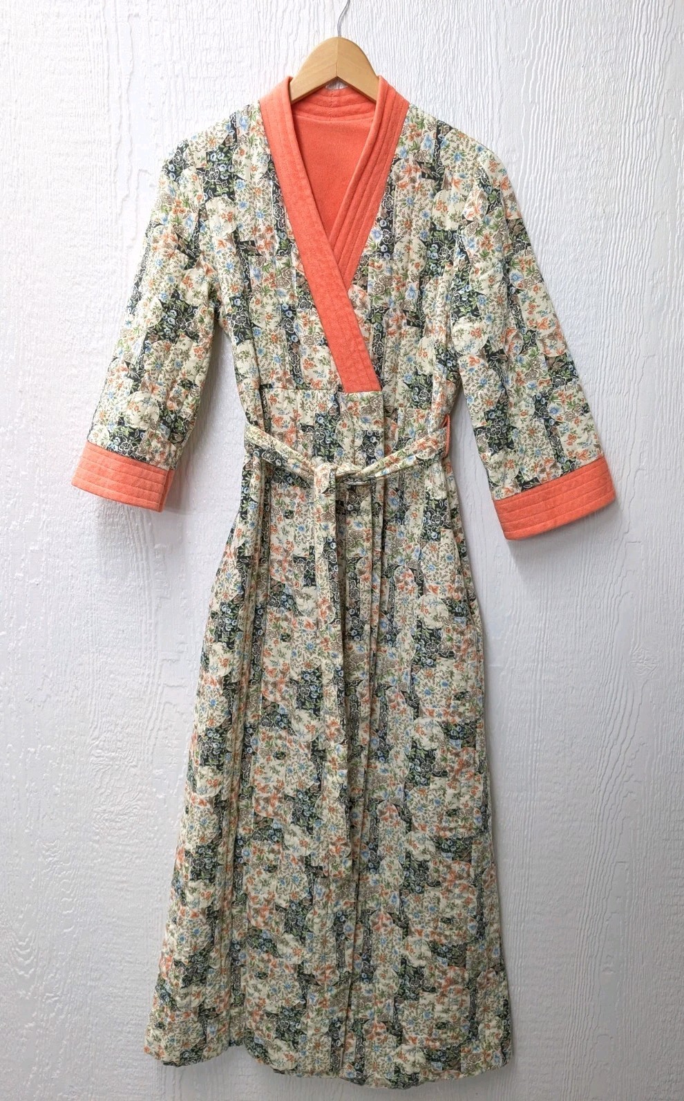 Vintage Gilligan O’Malley Robe Quilted Pockets Retro Granny Hippie Small