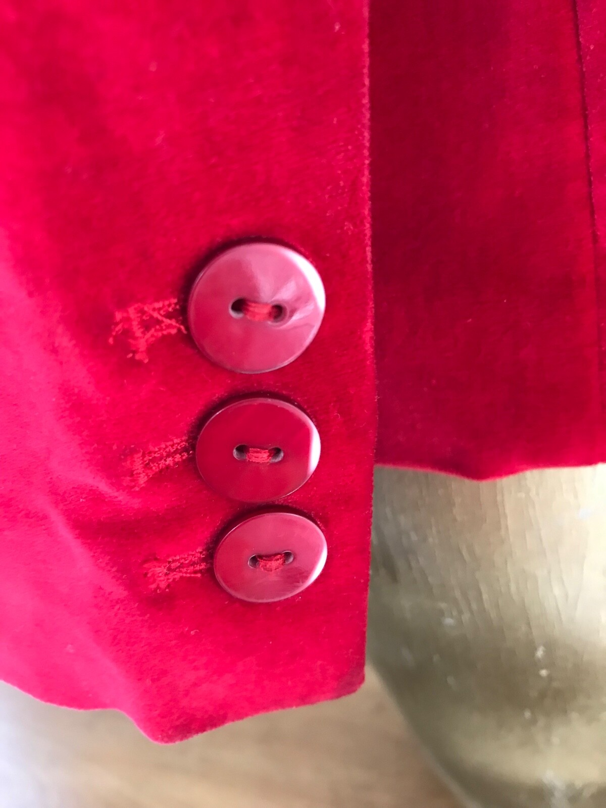 VINTAGE 80s Disco Era BLOOMINGDALES Red VELVET TUXEDO Smoking JACKET Size 2P
