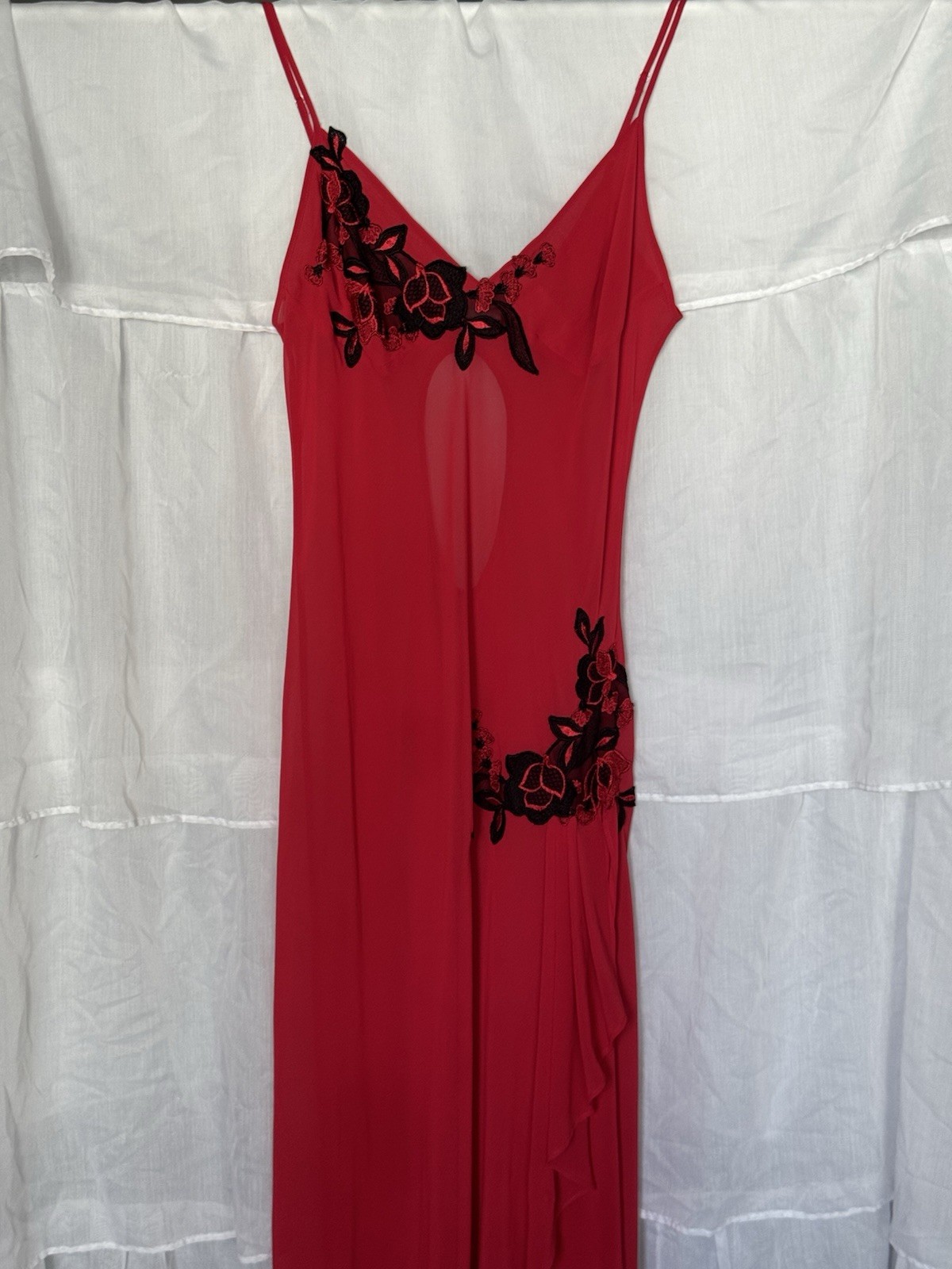 Vintage Delicates Sheer Floral Nightgown with Cutout Back, Women’s Size medium
