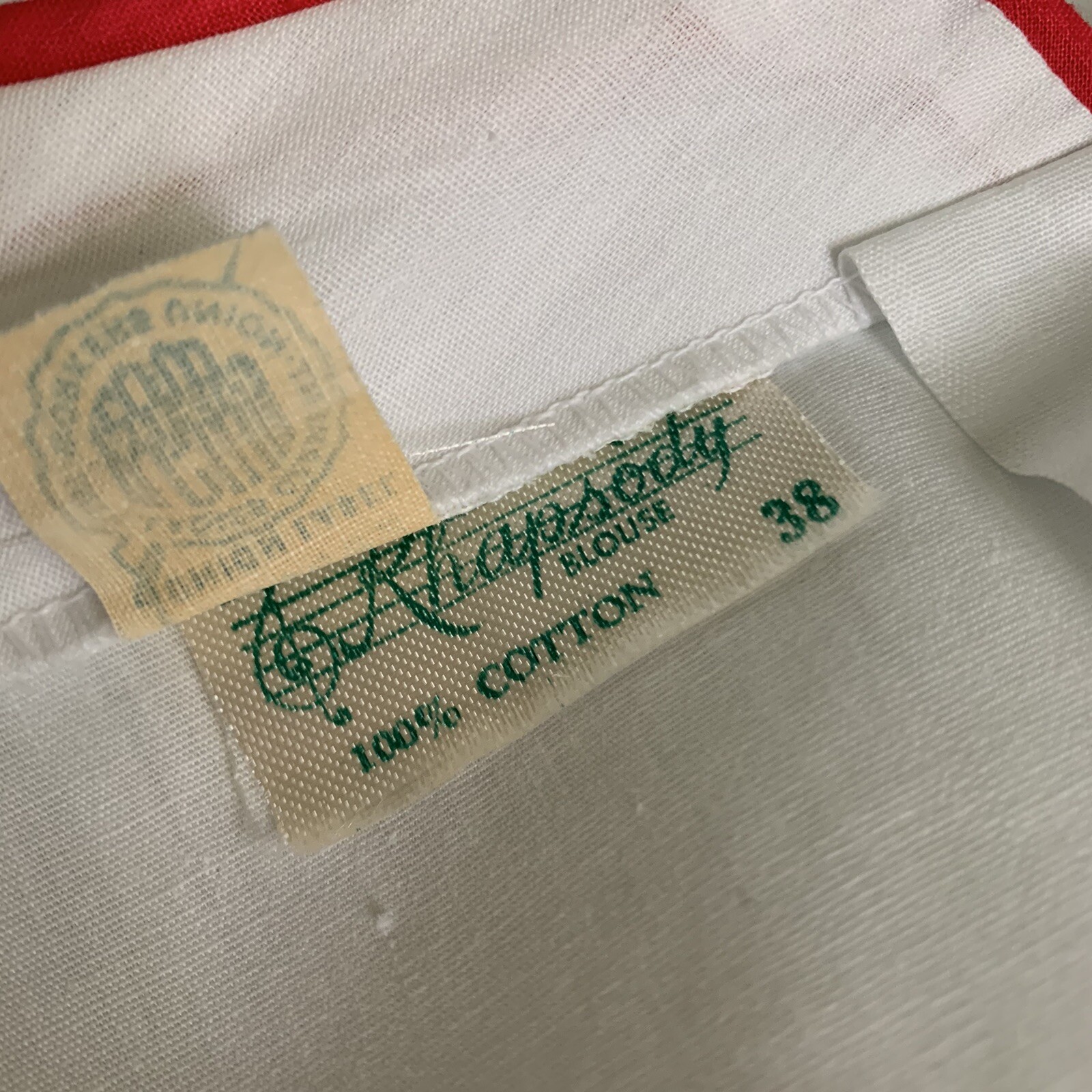 Vintage 50s 60s White Cotton Blouse Button Back Cropped Red White Ruffles Sz 38