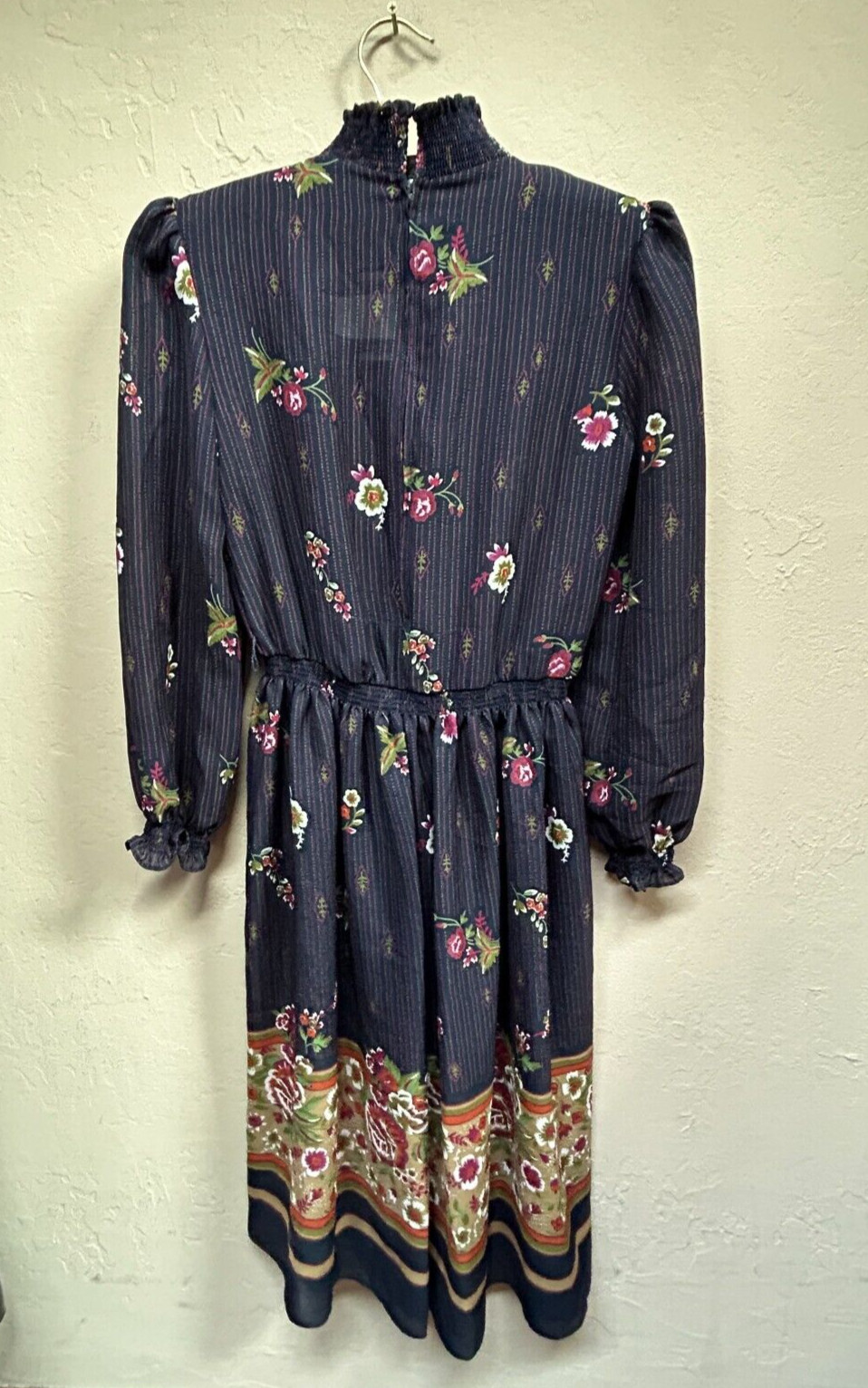 LF Petite Vintage Union Made Floral Print Mock Neck Ruffle Dress Size 6 Navy