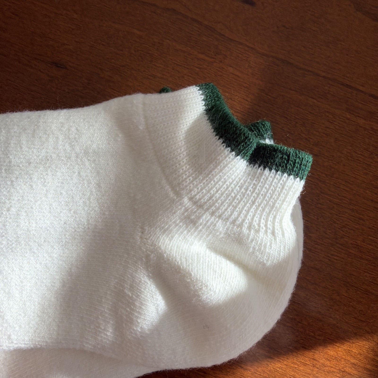 New! 9-11 Low Cut Socks Ankle Acrylic Multiple Colors White Green.
