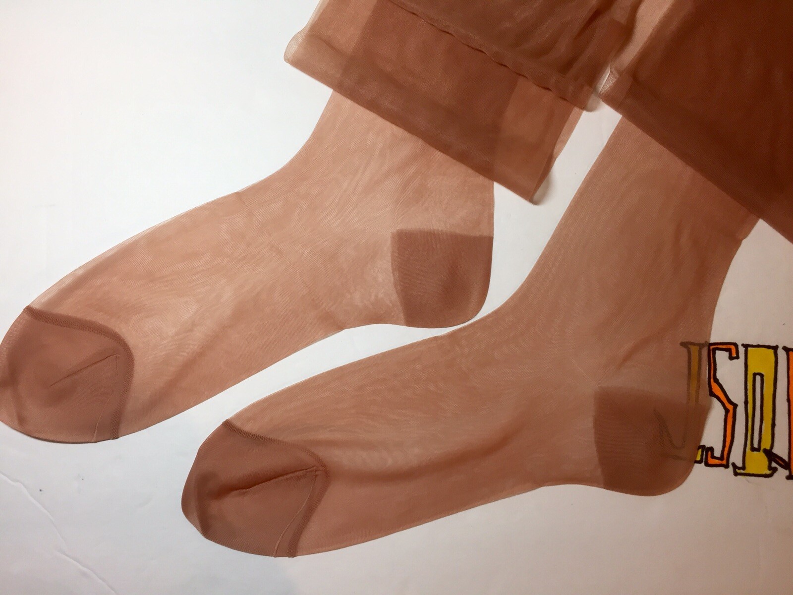 18 Pair 9×31” Beige Vintage Nylon Stockings 15D Flat Knit Gerald / Lady Caroline