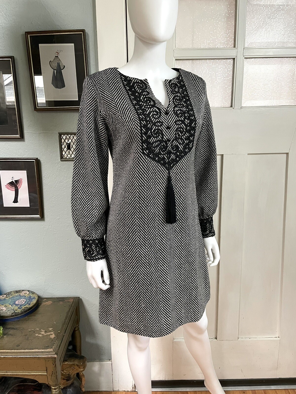 Vintage 60s Small/Med California Charmer black and white herringbone shift Dress