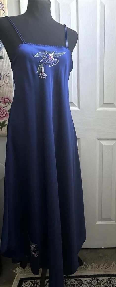 Vtg NATORI Elegant Silky Summer SATIN Sapphire Blue w Floral Motif Nightgown