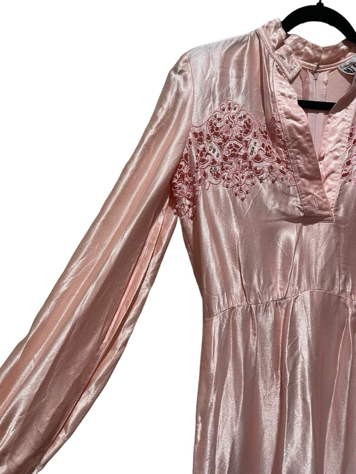Vintage Pat Sandler 1970s Baby Pink Beaded Cut Out Accent Long Sleeve Dress M?