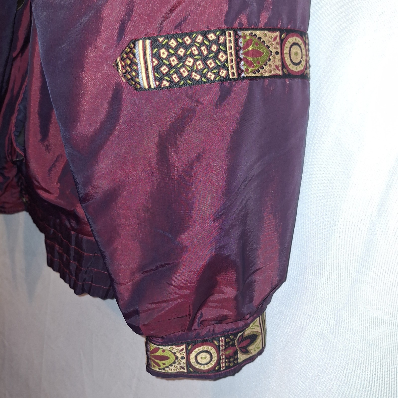 Vtg. 90’s iridescent Andy Johns jacket Ladies size large Leaf Print