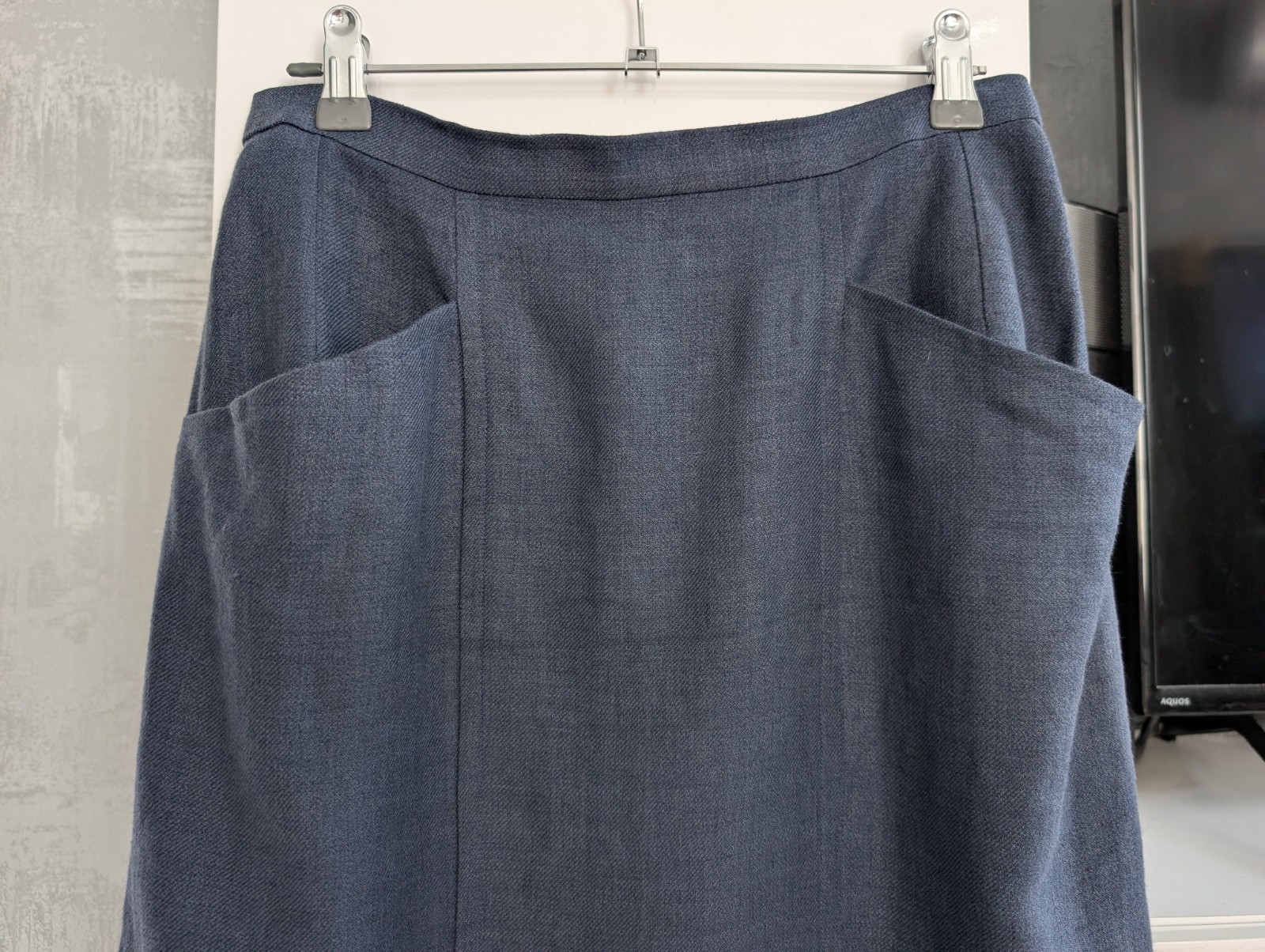 Chanel CC Button Front 98C Linen Wool Navy Blue Straight Pencil Midi Skirt 42 S