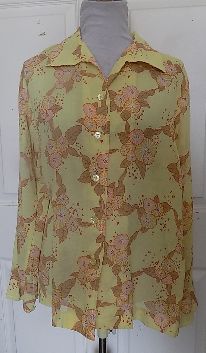 Vintage 70s Yellow Sheer Cotton Floral Blouse Dutchmaid Size 40 B44 ***
