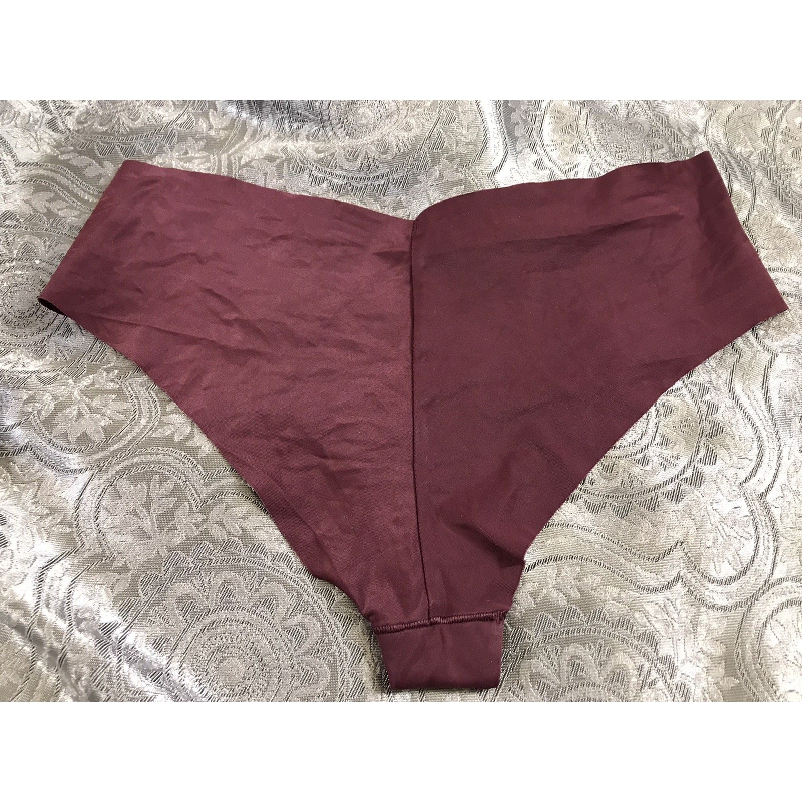 Aerie Women’s BURGUNDY V-Cut No Show Cheeky Style Underwear Size M NWOT