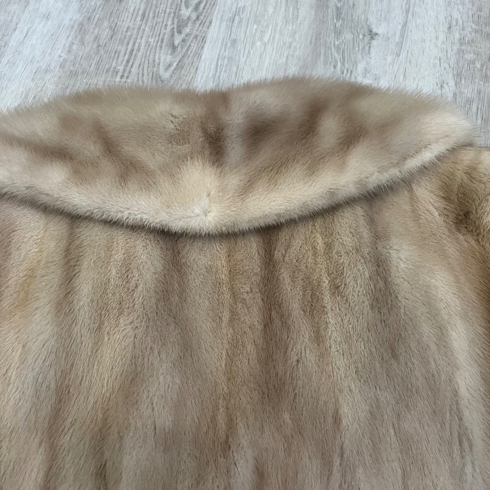 VTG EMBA Hope Natural Pale Blue Beige Mink Fur Coat Royal Quality Kreuzer Fur