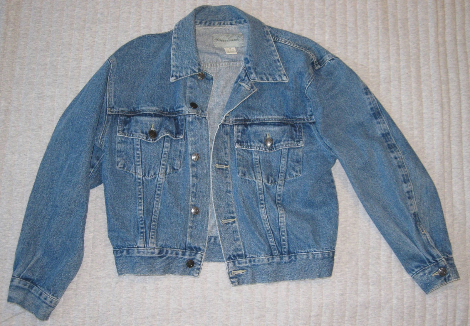 Vintage Jeans Jacket Great Land Woman’s Size Medium 100% cotton RN 35546