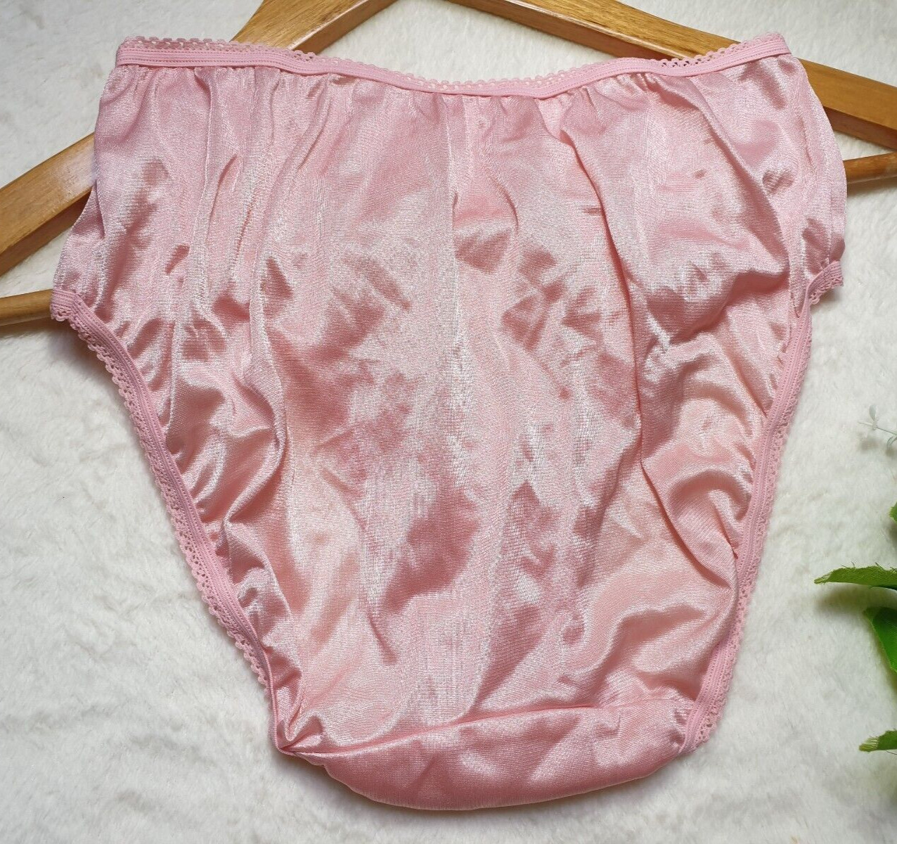 Vintage Silky Peach Panty 100% Nylon Sissy Sheer Brief Size 6-7 Hip 35-39″