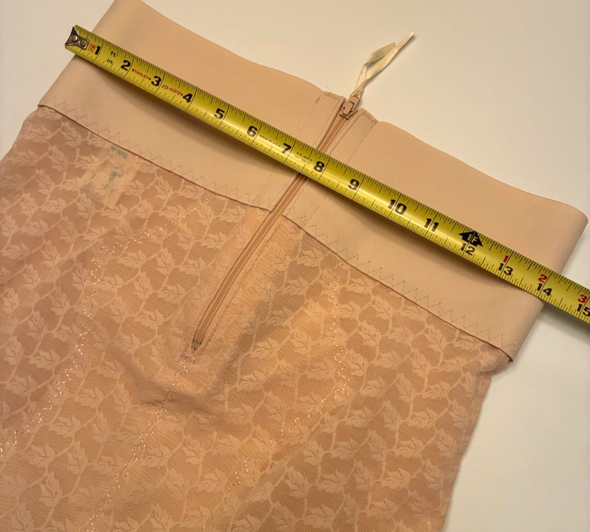 Vintage CROWN-ETTE GIRDLE BRIEF Size 40 5x NUDE Beige Zipper SHEER LACE Sissy