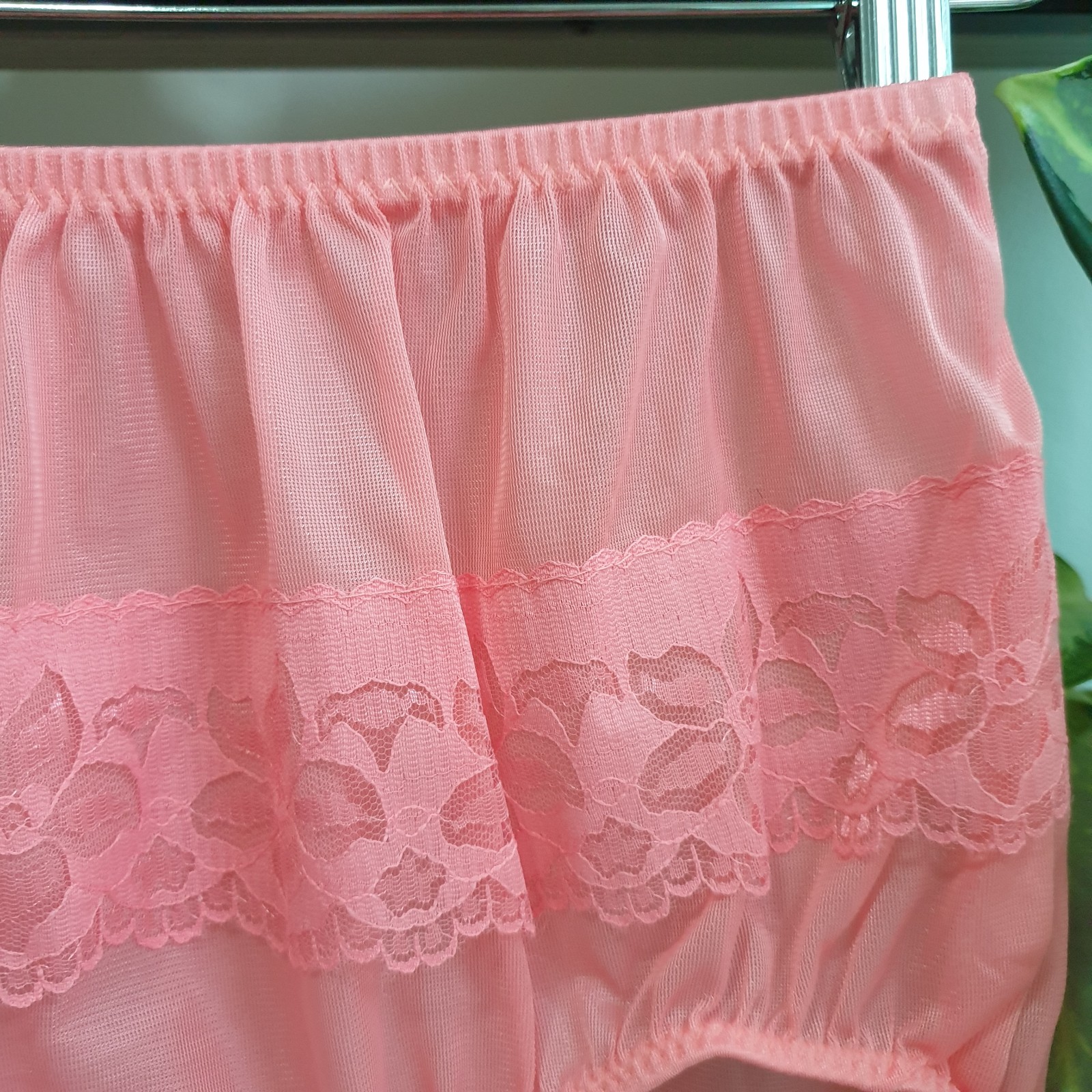 Vintage Sheer Nylon Panty Sissy Peach Floral Lace Granny Brief Sz. 8 Hip 39-43″