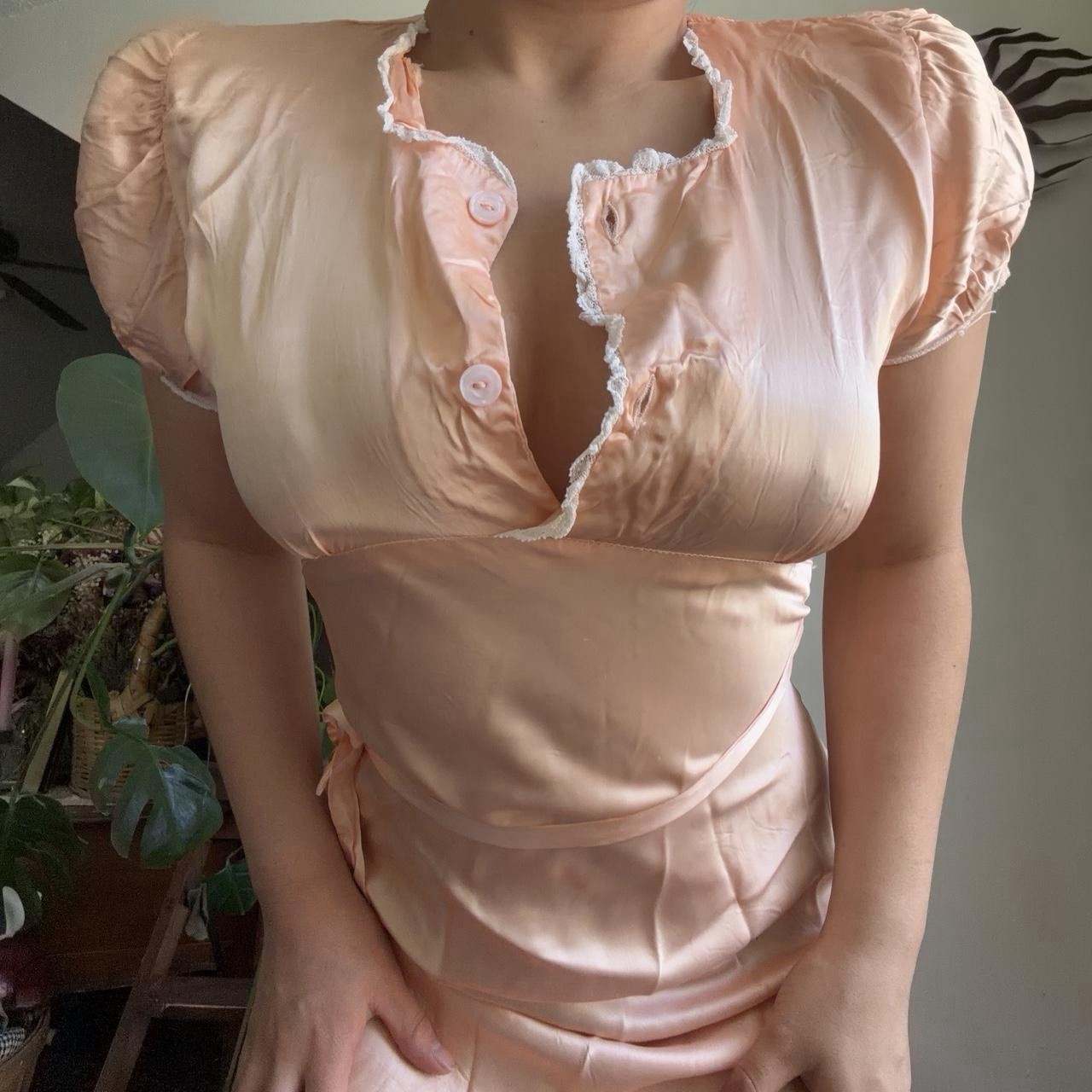 Antique 40s Peach Satin Lace Trim Short Sleeve Button-Front Nightgown